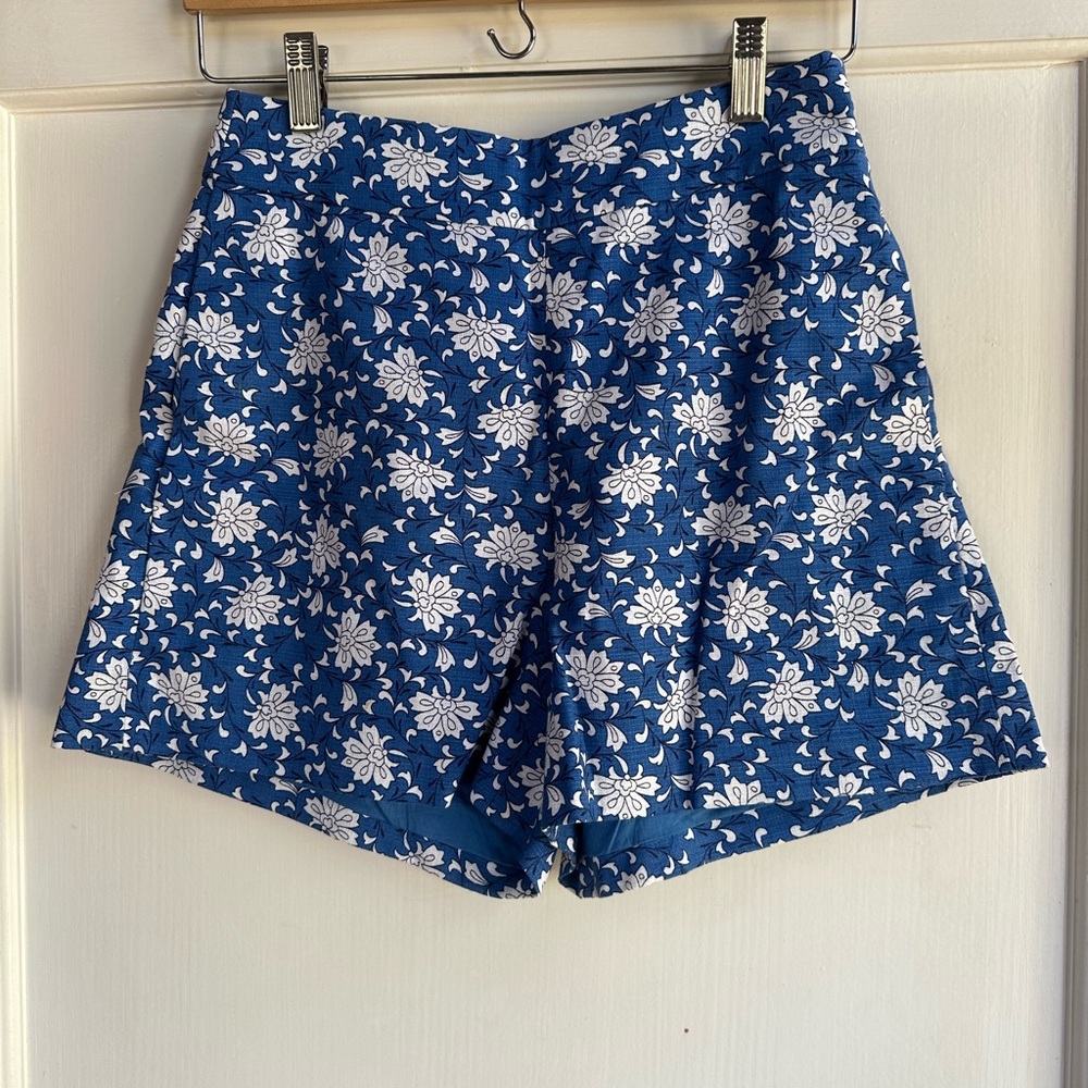 J.Crew Blue Floral Print Women’s Shorts NWT Size 0